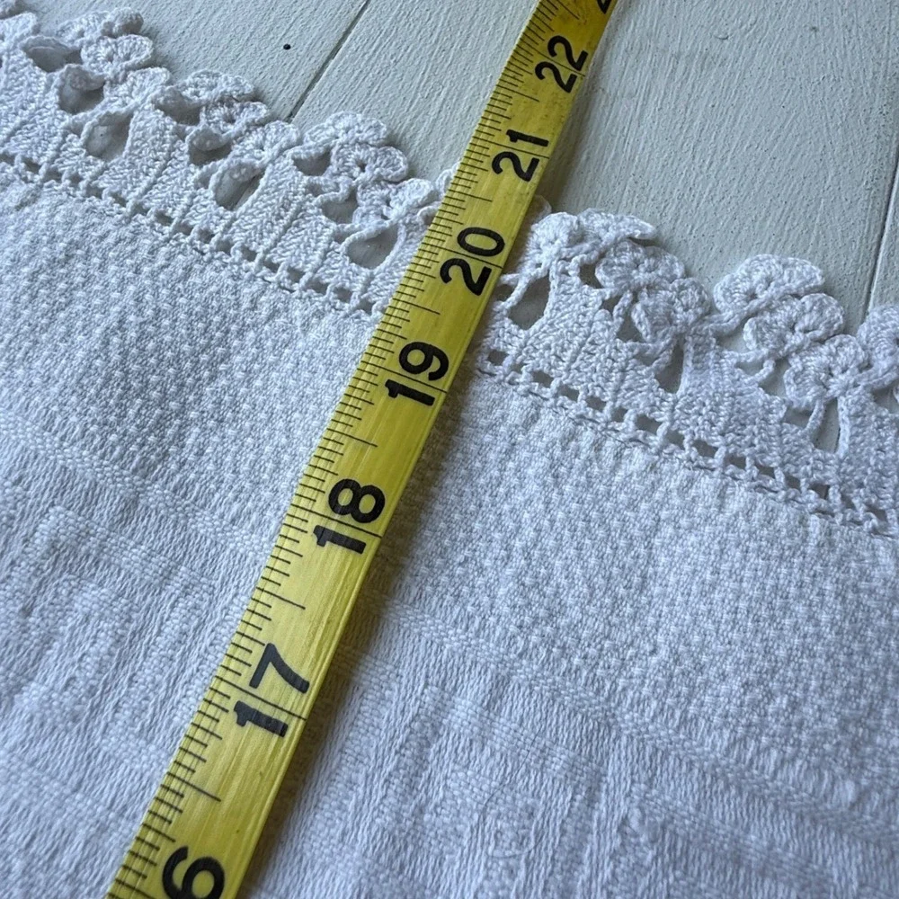 Vintage White Linen Hand Towels Set of 3 Embroidered Lace Fringe Cotton Damask